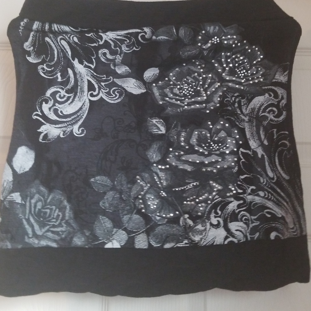 Black Rose Graphic Tube Top
